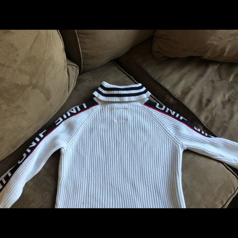 UNIF Cropped Top Badsport White Turtleneck Sweater - Picture 11 of 13